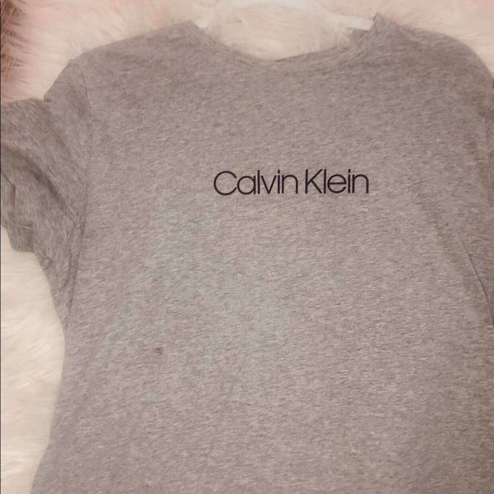 Calvin Klein T Shirt